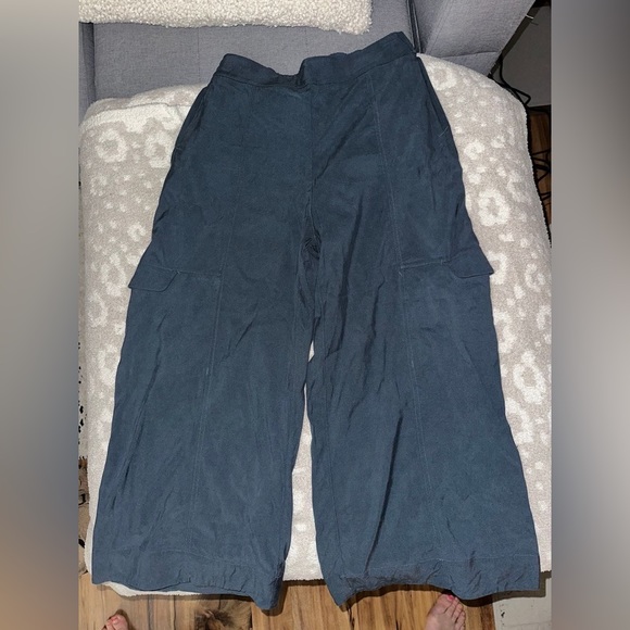 Lululemon Metropolis Maven High Waisted Pants - Picture 3 of 5